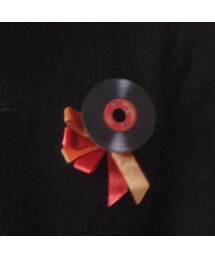 KLOKA レコードブローチ(ブローチ/コサージュ)