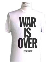 WAR IS OVER Tee Shirt (Yoko Ono Exhibition)(Tシャツ/カットソー)