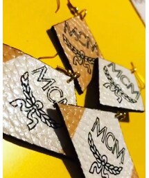 MCM | ピアス（両耳用）