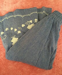 ARROW | 下にアリス柄が入ったロンスカ♡
中に紐がついていてふわふわにもできる2way♪(スカート)