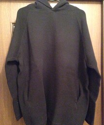 AUGUSTE PRESENTATION | オーギュストプレゼンテーションのパーカー

むっちゃ着心地良いんですよ！(パーカー)