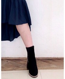 initial | パンプス