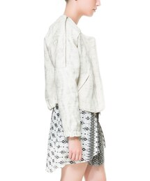 ZARA | JACQUARD BOMBER JACKET WITH ZIPS ON THE SHOULDERS(ノーカラージャケット)