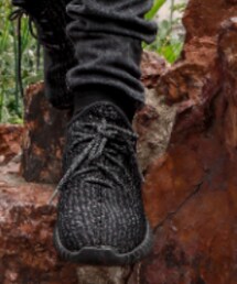 Yeezy | スニーカー