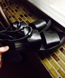 H&M | 黑色涼鞋(サンダル)