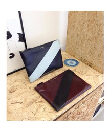 FLAT APARTMENT | NFAC-OB01. navy / sky blue(クラッチバッグ)