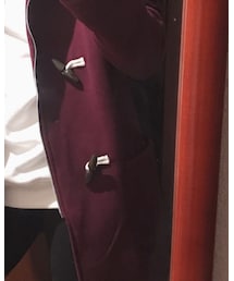 HVC | 5000円/上の方までチャックが付いていて寒い冬にも/フードや袖の裏側がボア生地で暖かい(ダッフルコート)