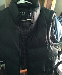 UNKNOWN. | ダウンベスト