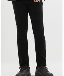 GU | ワンダーシェイプカラースキニーパンツ(デニムパンツ)