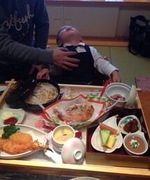 no brand | 祝い御膳を前に…☺︎(その他)