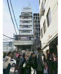 スネークカフェ前で盛り上がる | その他