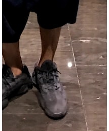 Yeezy | スニーカー