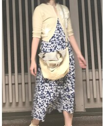 Simplicite | ブルー地に白の花柄ワンピース。メルカリ出品中(ワンピース)