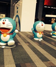 博多駅にて ドラちゃん集団(その他)