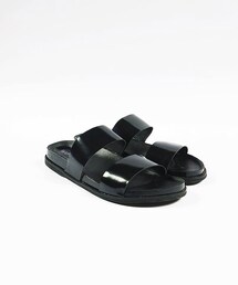 Calf Leather Slipper

www.zzzchillout.com(サンダル)
