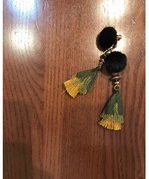 フサフサのやつ | イヤリング