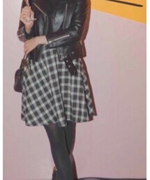 Aymmy in the batty girls | スカート