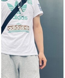 阿迪 | Tシャツ/カットソー