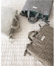 menina | ポータブルプレイマット(授乳ケープ/授乳クッション)