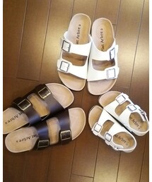 ヒラキ | サンダル