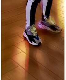 Yeezy | スニーカー