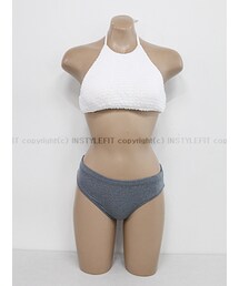  シャーリングホルターネックビキニ(水着)