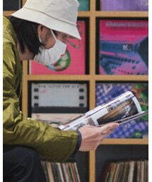 DELUXE | ノーカラージャケット