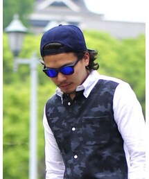 1 piu 1 uguale 3 | サングラス