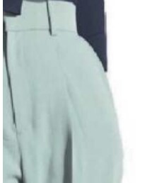 不明 | スラックス