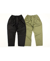 COMFORTABLE REASON (コンフォータブルリーズン) " Daily Ankle Back satin "(チノパンツ)