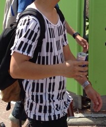 UNIQLO | ピアノ柄(Tシャツ/カットソー)