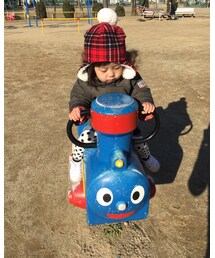 トーマスらしい! | 190円になってたUNIQLO帽子♡ お外遊びにはもってこいなitem😍(その他)