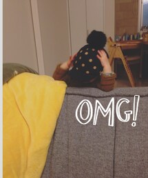 korea | ポンポン触りた過ぎるが届かず(キャップ)