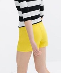 ZARA | カラーデニムショートパンツ(デニムパンツ)