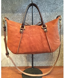 Ain Soph | ラクダ革ショルダーバック：ASE1317-CMS (Color:Camel,DarkBrown)(ショルダーバッグ)