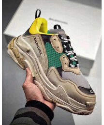 BALENCIAGA | Triple-S(スニーカー)