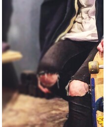 April77 | ヒザが(;´༎ຶٹ༎ຶ`)(デニムパンツ)