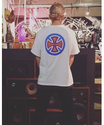 SANTA CRUZ × INDEPENDEN | この配色たまらない(Tシャツ/カットソー)