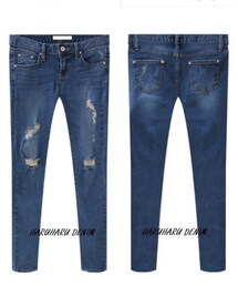 haruharu | 激瘦百搭牛仔窄管破褲(デニムパンツ)