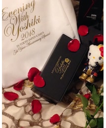 YOSHIKI | ディナーショーのお土産はよっちゃんの新作ワインとグラスセット✨(音楽/本・雑誌)