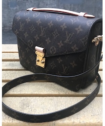 LOUIS VUITTON | ショルダーバッグ