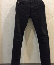 HEADL_INER | headlienerの黒スキニー。
ステッチ部分にラバー加工有り。
ぴたっと着たい方にオススメ！(デニムパンツ)