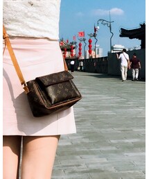 LOUIS VUITTON | ショルダーバッグ