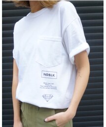 LAURIE LISH | NDBLK POCKET T(Tシャツ/カットソー)