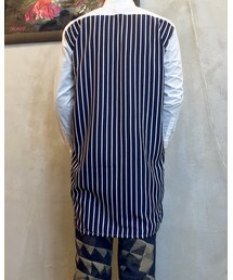 シャツの後ろ姿 | その他