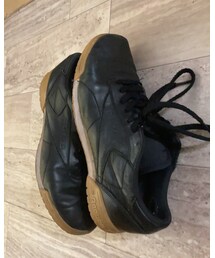 Reebok | つま先とかかとだけゴムカバーになっています。Reebokの文字が皮に押印されてます。(スニーカー)