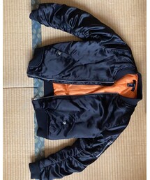 FOREVER 21 | 黒光り(ライダースジャケット)