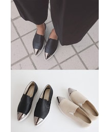 11AM | メタルポイントポインテッドトゥスリッポン(スニーカー)