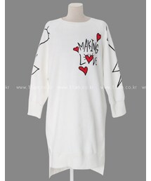 落書きモチーフプリントスウェットワンピース(ワンピース)