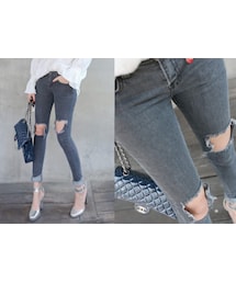 クラッシュ加工スキニージーンズ(デニムパンツ)